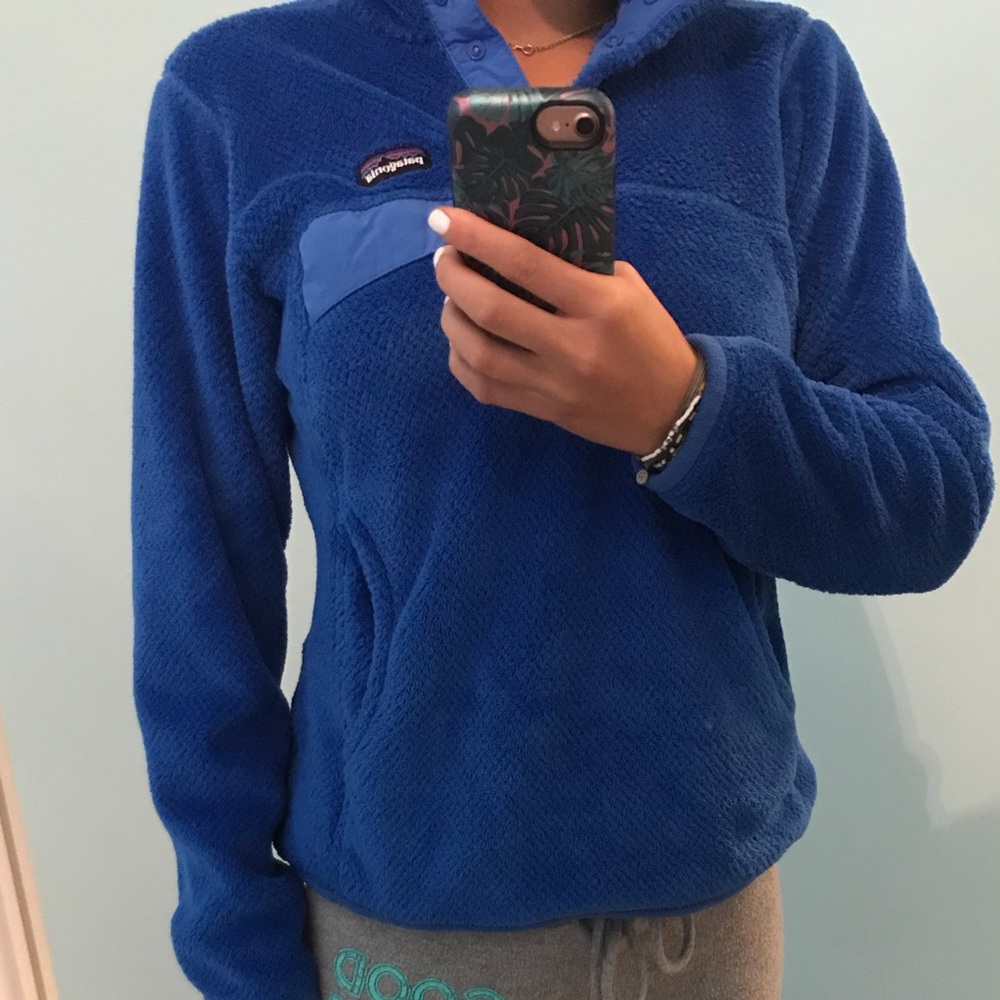 Royal blue Patagonia sweatshirt
